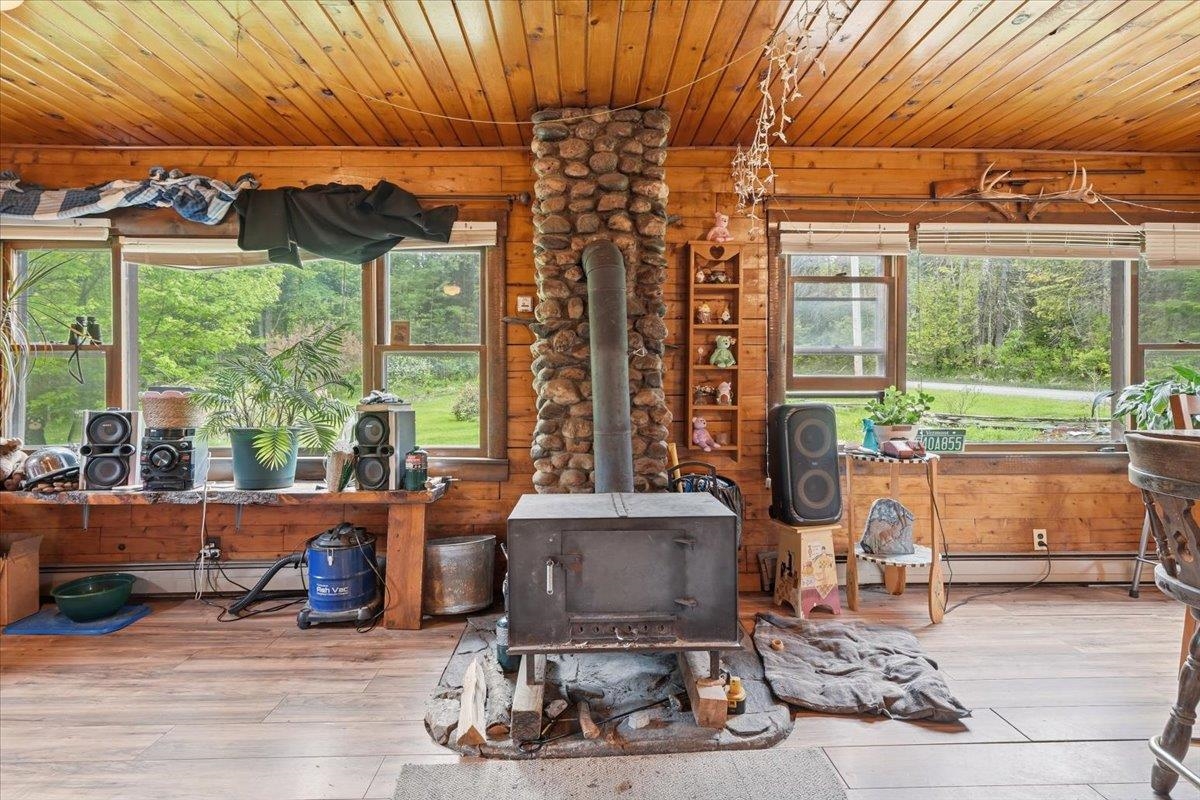 3637 Noyestar Road Walden, VT 05836 - Photo 4 of 39