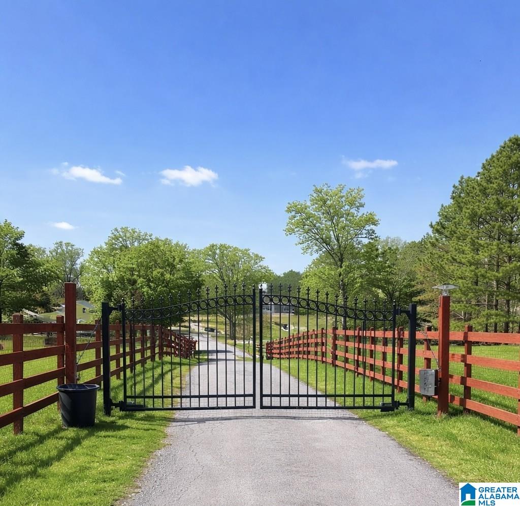 521 County Road 151 Jemison, AL 35085 - Photo 1 of 52