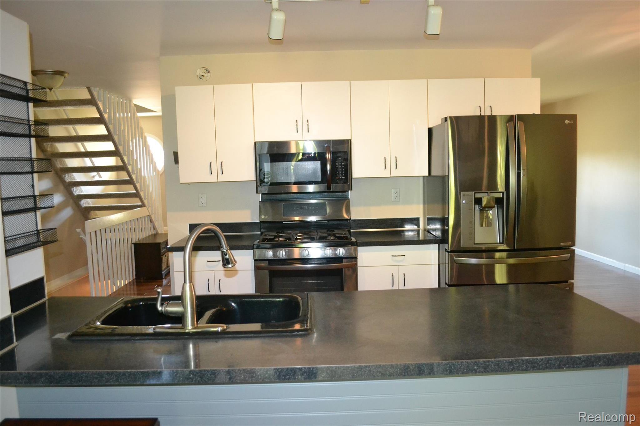 5244 Copley Square Road Grand Blanc, MI 48439 - Photo 11 of 37 DSC_0114.JPG