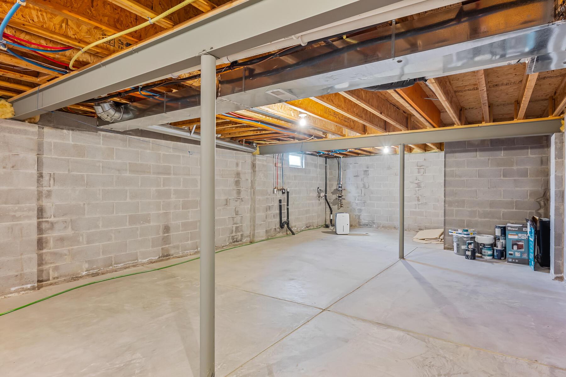 5757 Aderholt Road Dublin, OH 43016 - Photo 44 of 46 Storage