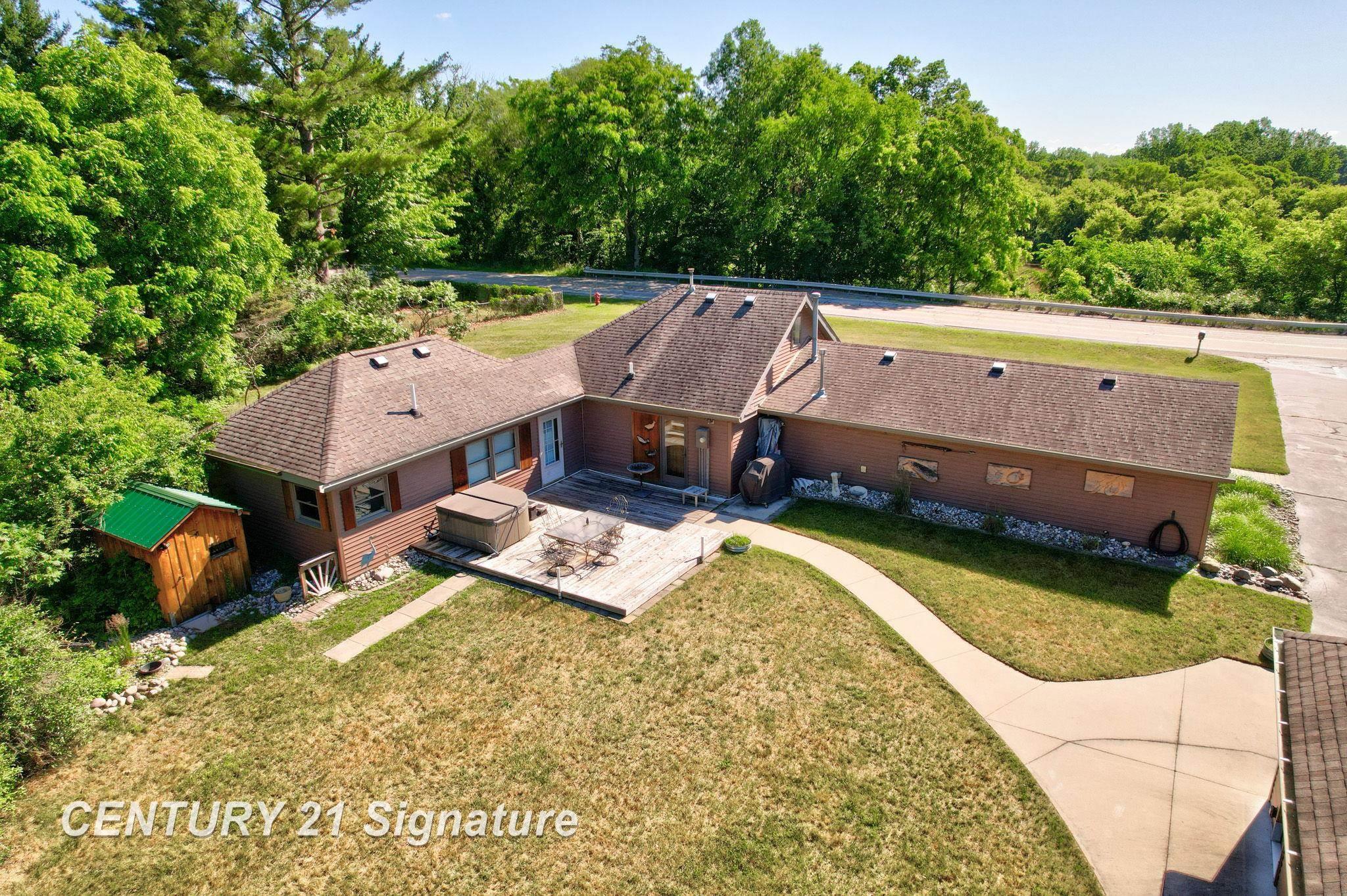 4065 North River Road Freeland, MI 48623 - Photo 31 of 47