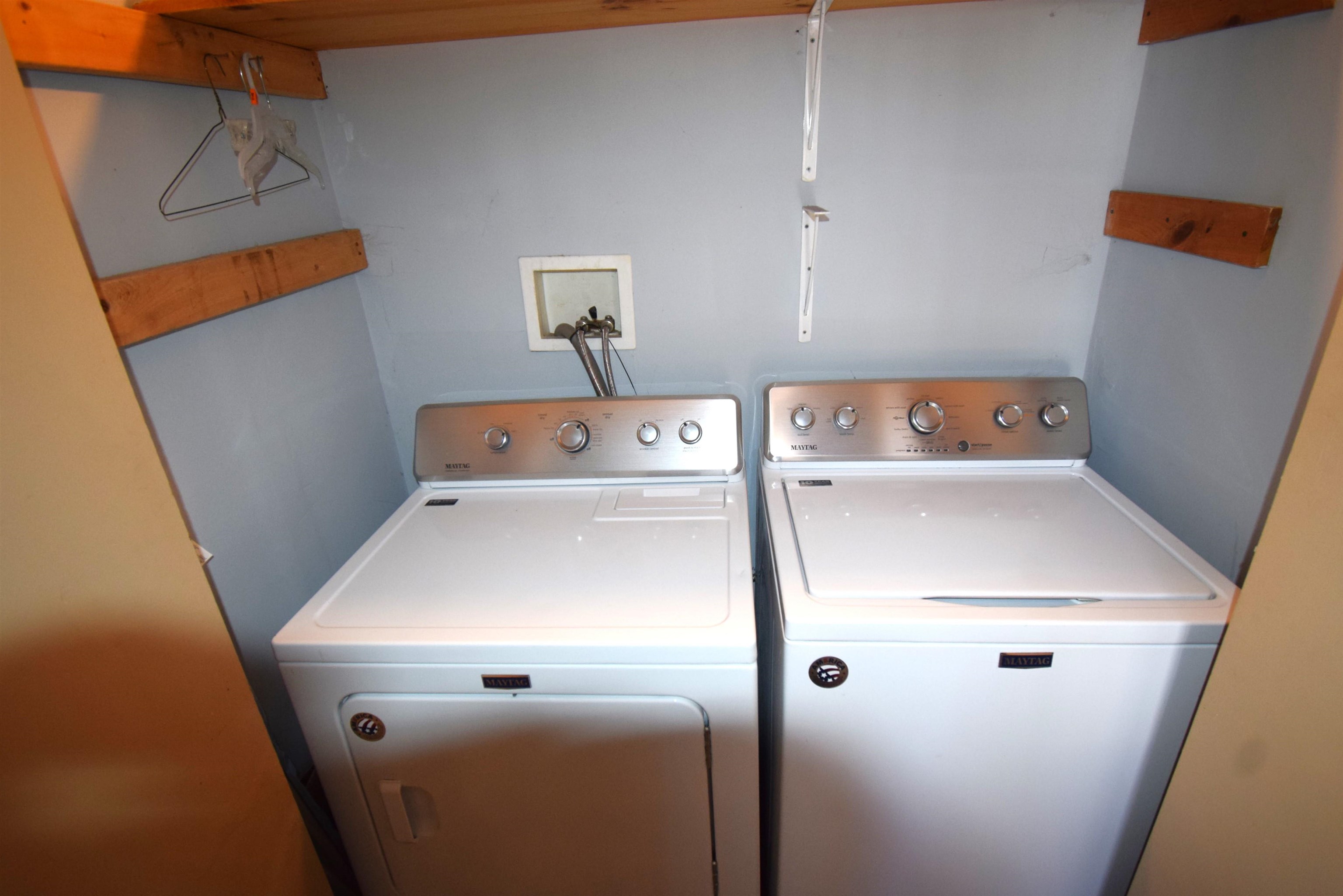 26 Mill Street, Unit 2 Epping, NH 03042 - Photo 22 of 34