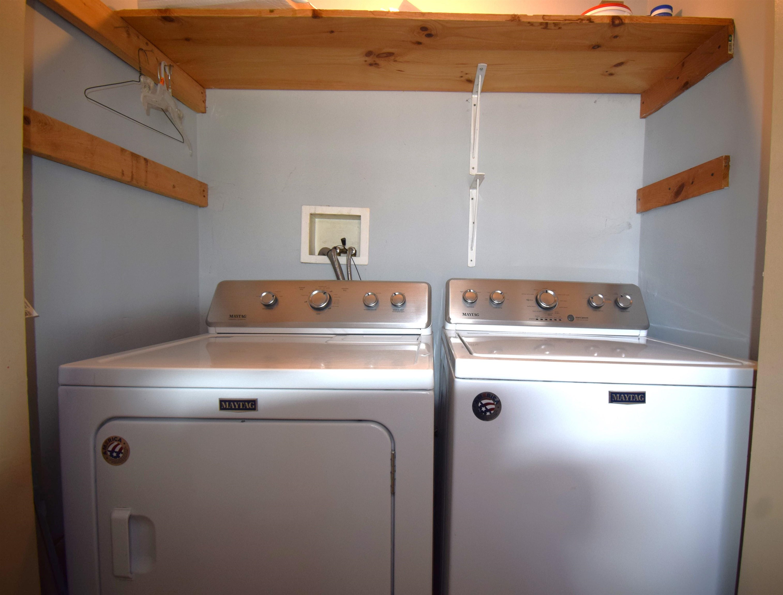 26 Mill Street, Unit 2 Epping, NH 03042 - Photo 23 of 34