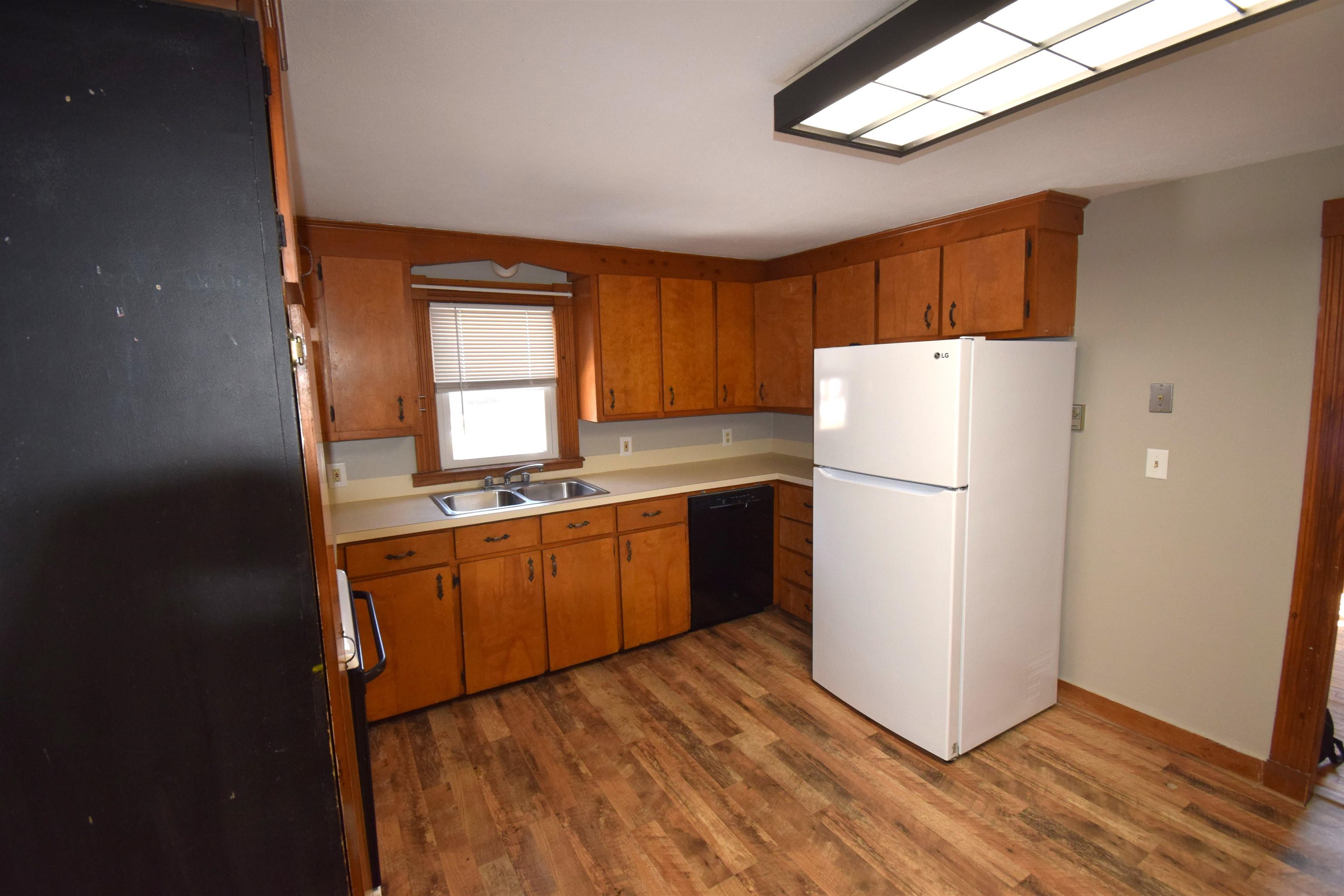 26 Mill Street, Unit 2 Epping, NH 03042 - Photo 6 of 34