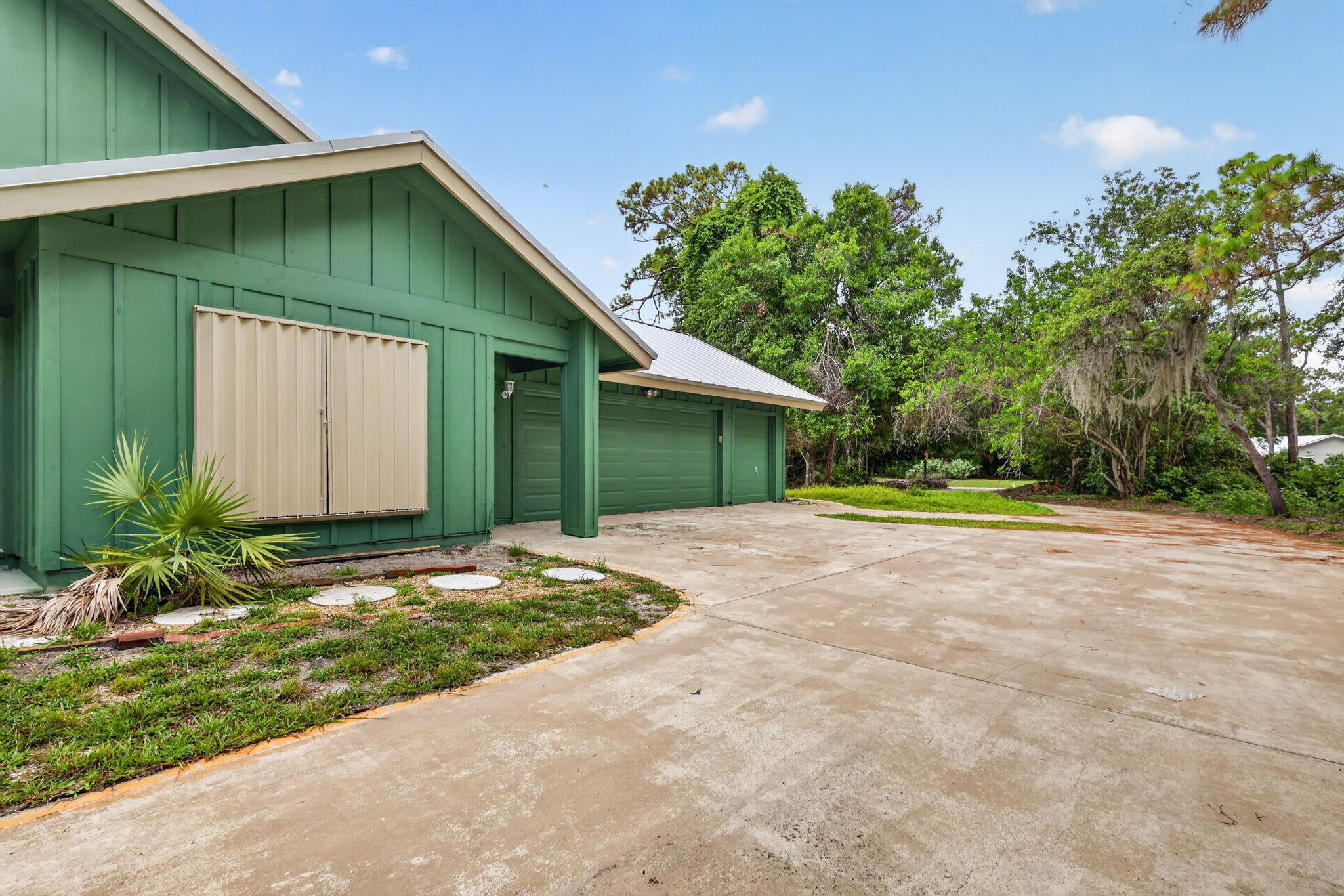 2111 Southwest Racquet Club Drive Palm City, FL 34990 - Photo 5 of 36 6-web-or-mls-5P1A7111
