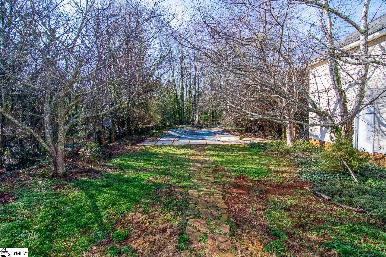 8 Dawson Road Greenville, SC 29609 - Photo 42 of 50