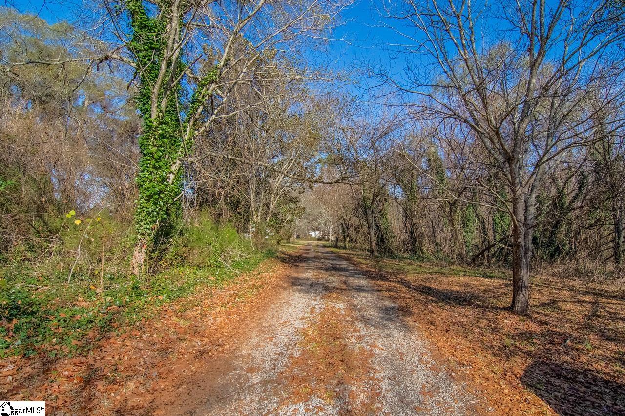 8 Dawson Road Greenville, SC 29609 - Photo 45 of 50
