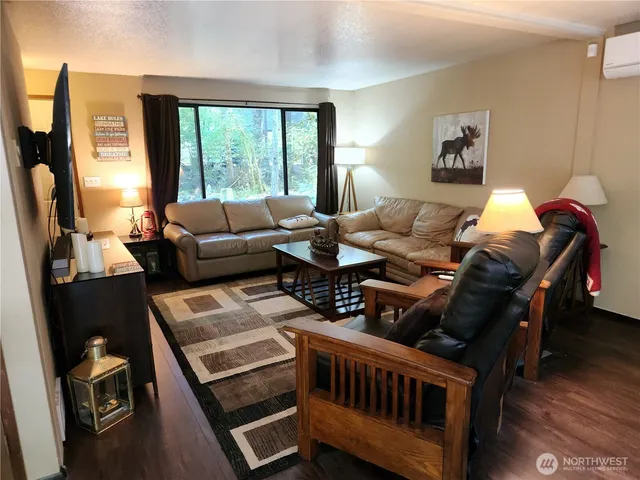 $1,800 | 221 Mt Seattle Way, Hoodsport, WA 98548