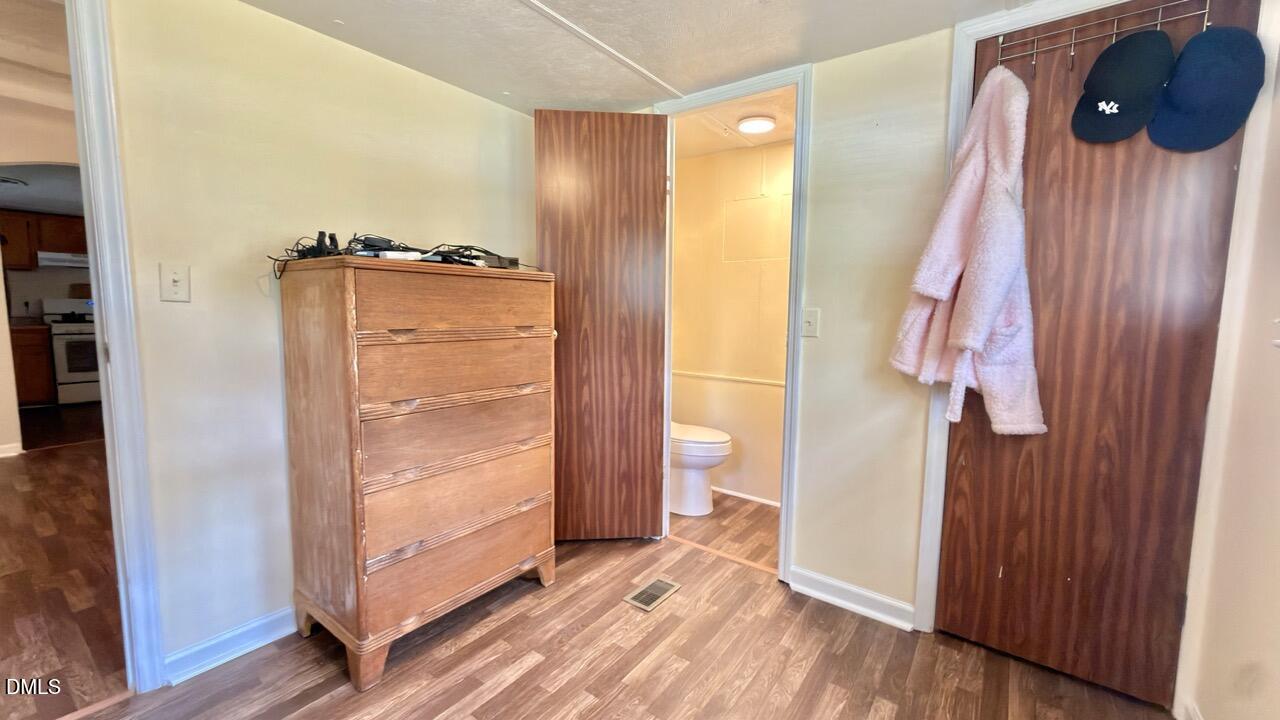 7014 Zepher Road Fayetteville, NC 28311 - Photo 11 of 31 IMG_7962 Large