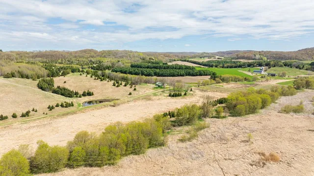 $750,000 | 0 Hurlburt Road, Mondovi, WI 54755