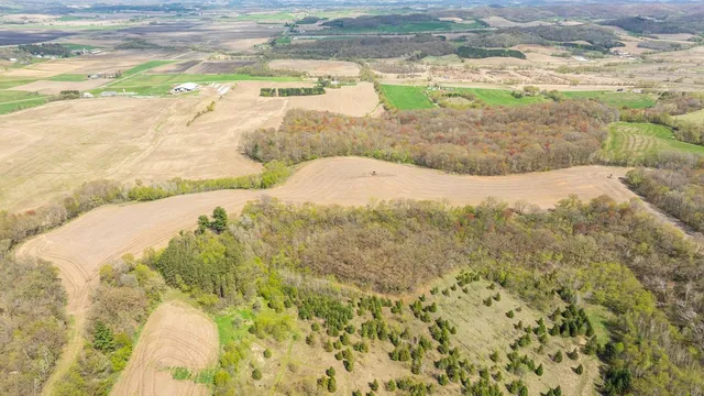 $750,000 | 0 Hurlburt Road, Mondovi, WI 54755
