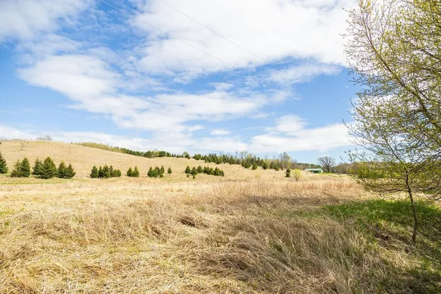 $750,000 | 0 Hurlburt Road, Mondovi, WI 54755