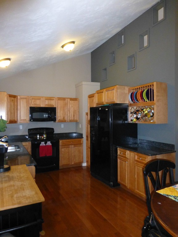 16 Butler Street Worcester, MA 01607 - Photo 7 of 29 Gallery Image 7