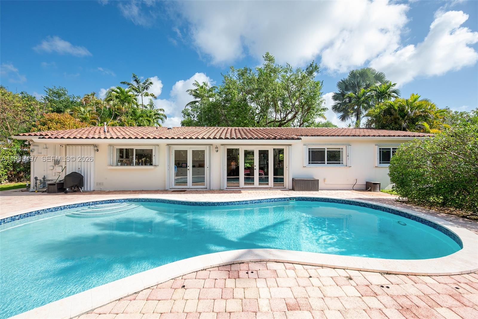 9370 Southwest 82nd Street Miami, FL 33173 - Photo 30 of 37