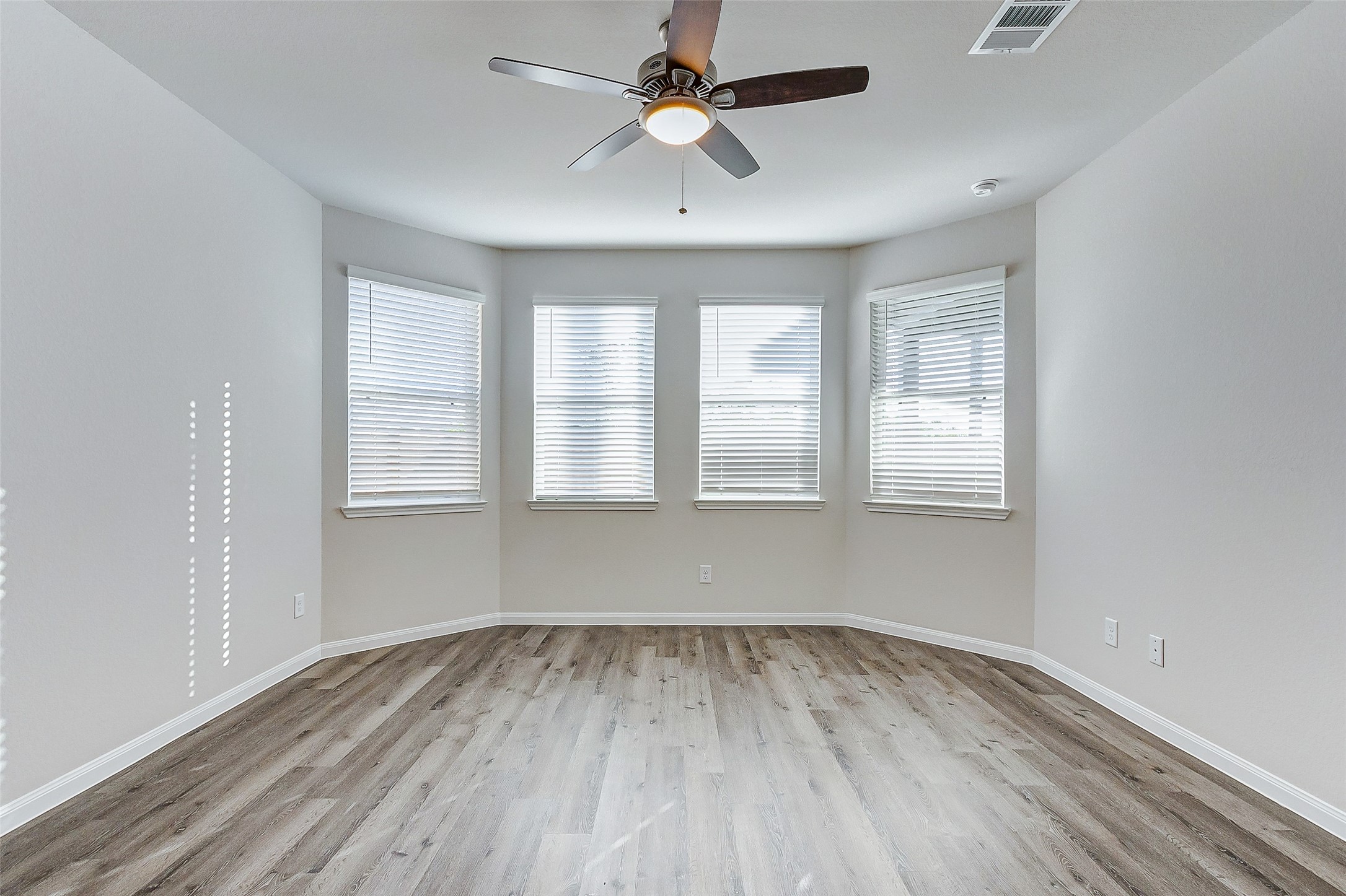 23510 Goodfellow Drive Spring, TX 77373 - Photo 14 of 32 Primary Bedroom