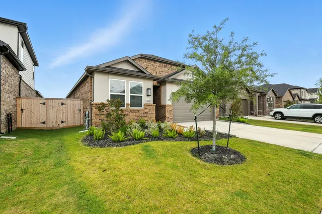 $2,600 | 21838 Kintai Rdg Drive, Cypress, TX 77433