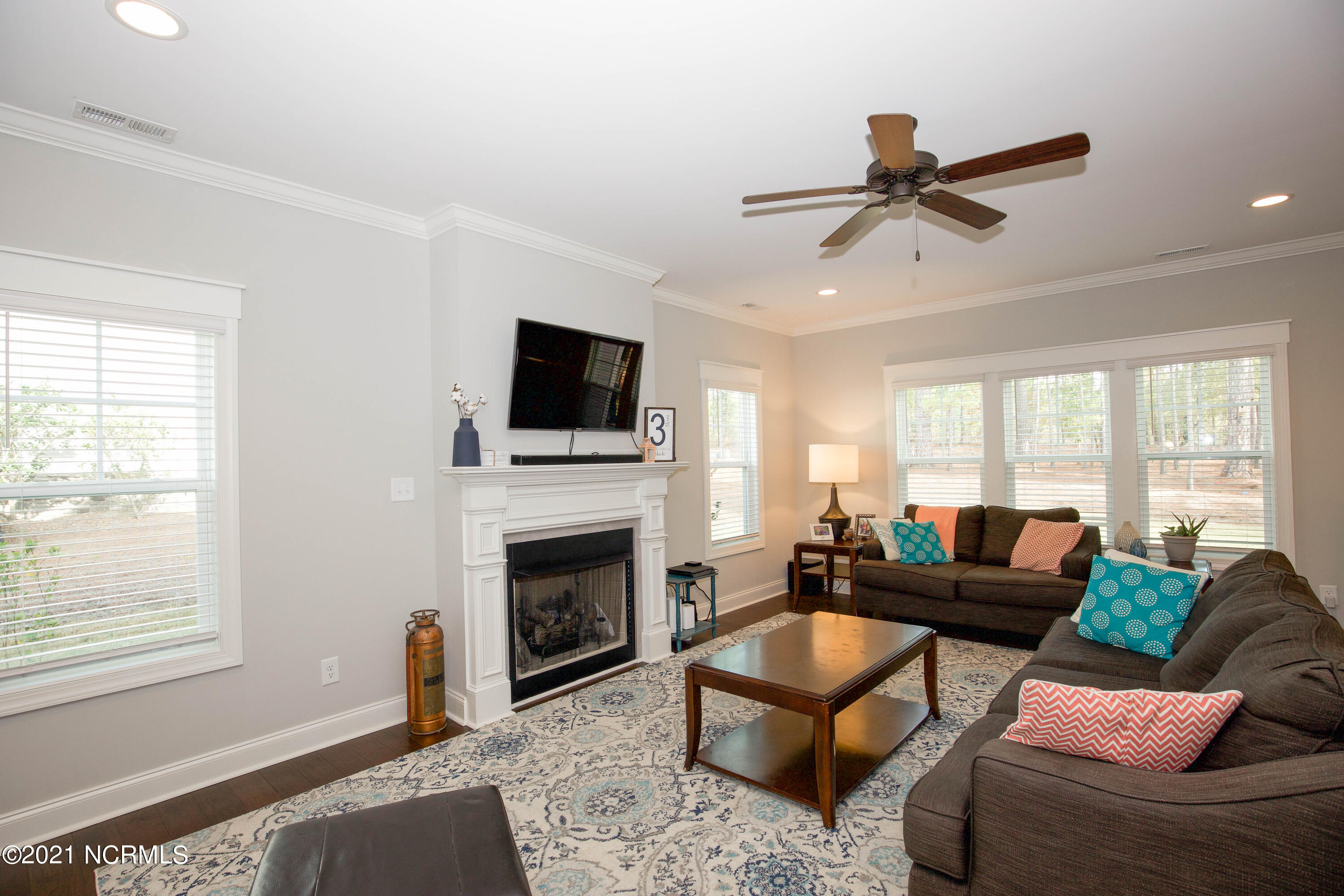 495 Legacy Lakes Way Aberdeen, NC 28315 - Photo 14 of 60 495 Legacy Lakes Way-11