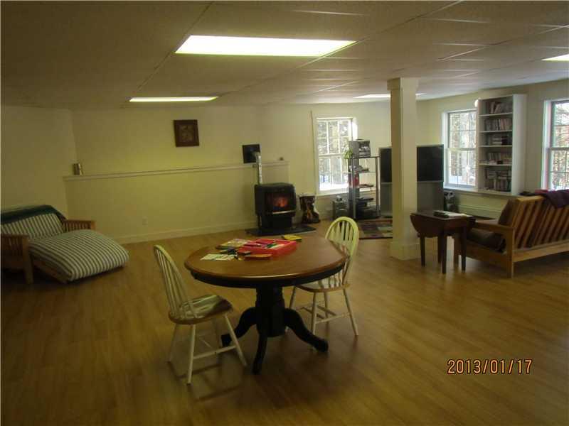 64 Henry Road Georgetown, ME 04548 - Photo 21 of 35 Den/Family/Great Room. This is truly...