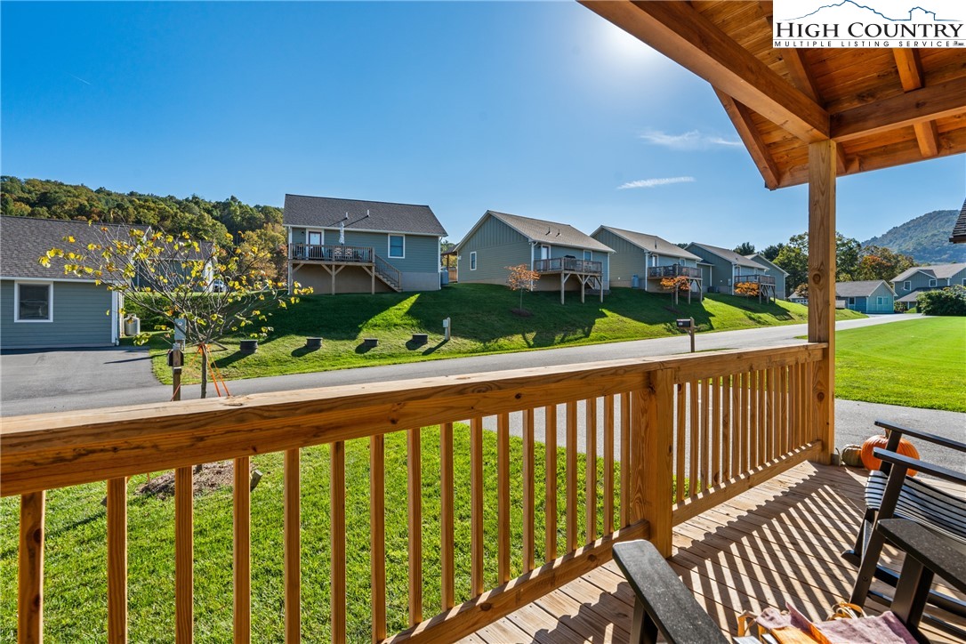 575 Townhomes Place, Unit 34 Boone, NC 28607 - Photo 11 of 28