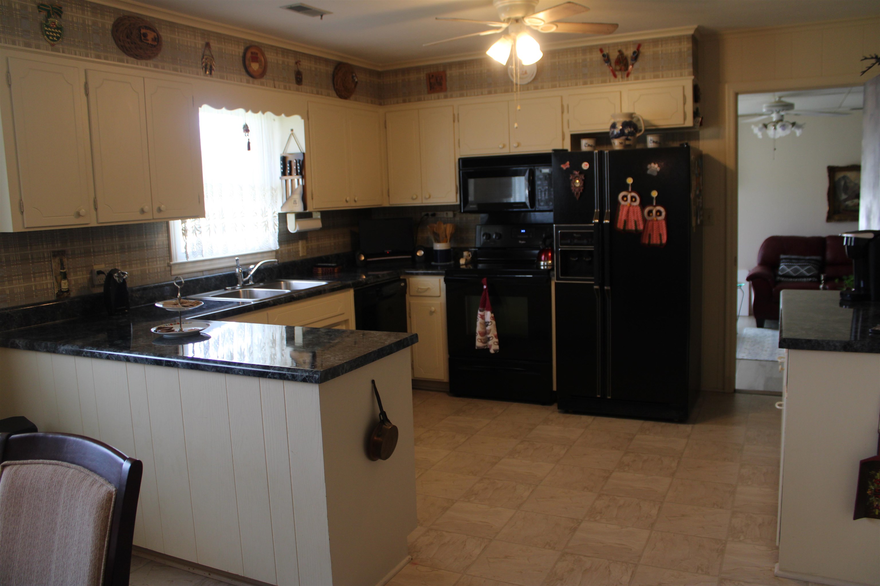 1285 Springdale Road Cowpens, SC 29330 - Photo 12 of 33 Gallery Image 12