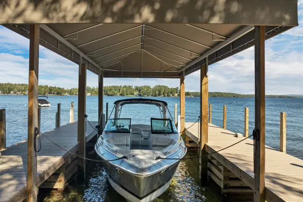 $7,990,000 | 211 Dockham Shore Road, Gilford, NH 03249