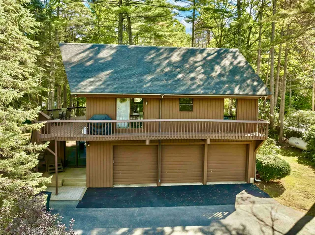$8,500,000 | 211 Dockham Shore Road, Gilford, NH 03249