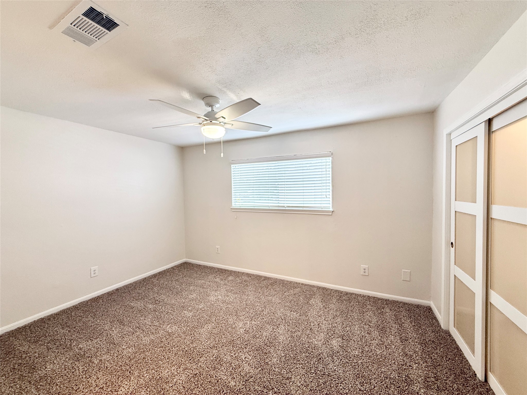 1499 Springrock Lane Houston, TX 77055 - Photo 11 of 16