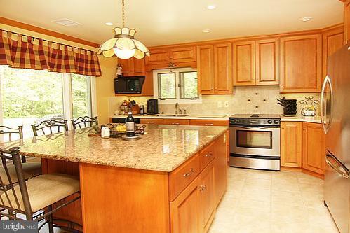 3933 Hodges Road Monkton, MD 21111 - Photo 8 of 21 Kitchen