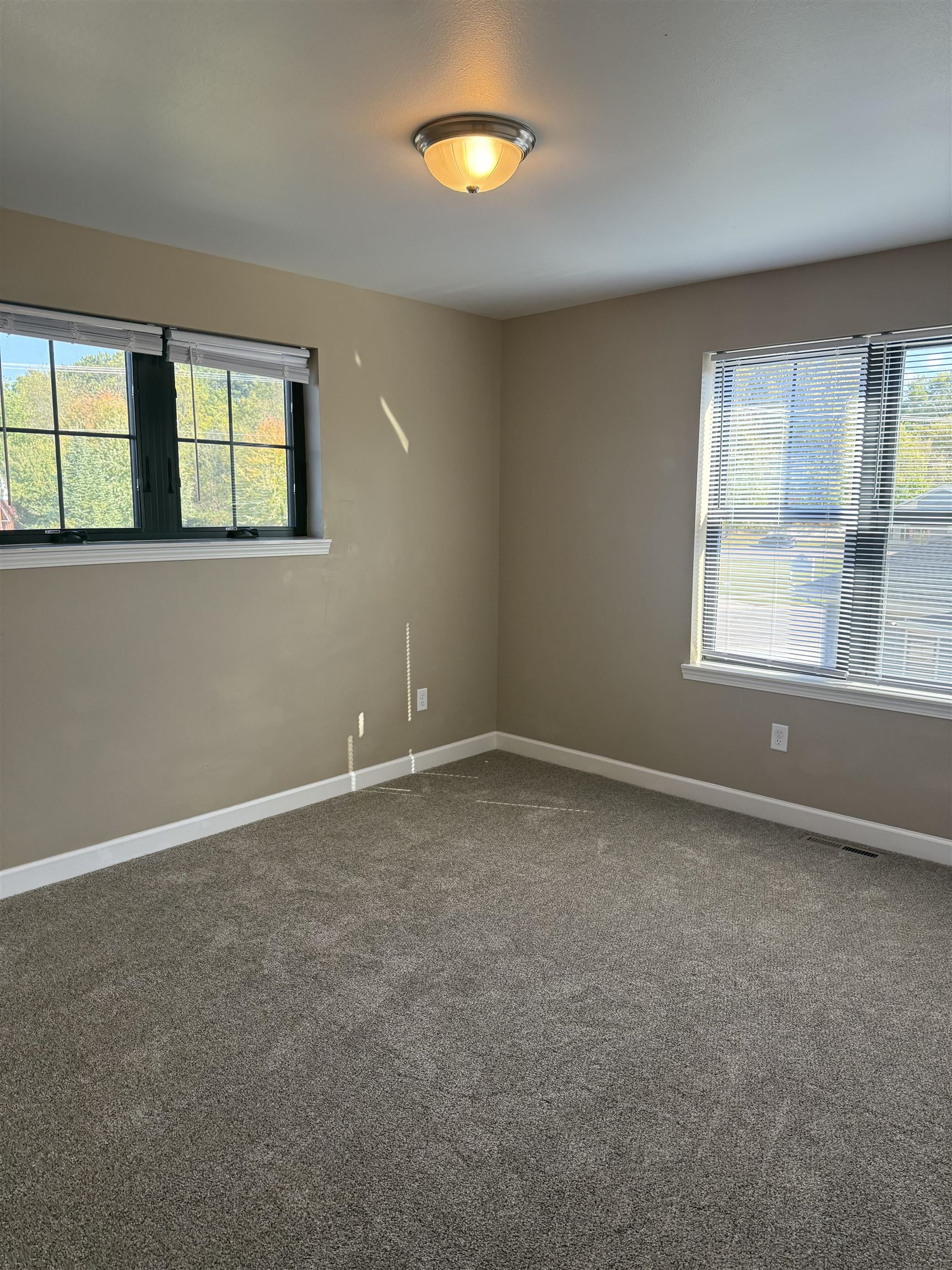 1456 Lake Street Baraboo, WI 53913 - Photo 13 of 41