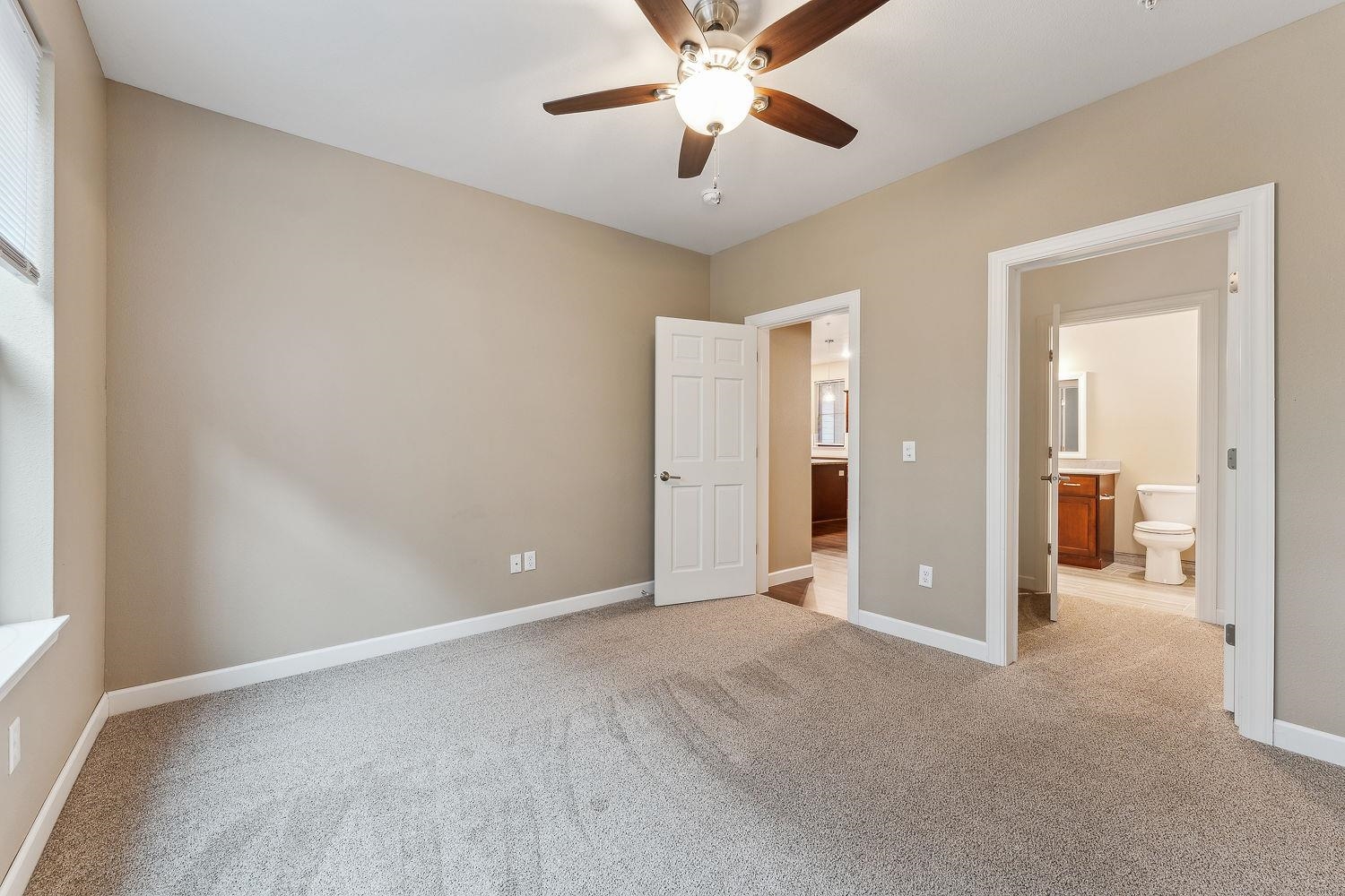 1456 Lake Street Baraboo, WI 53913 - Photo 20 of 41