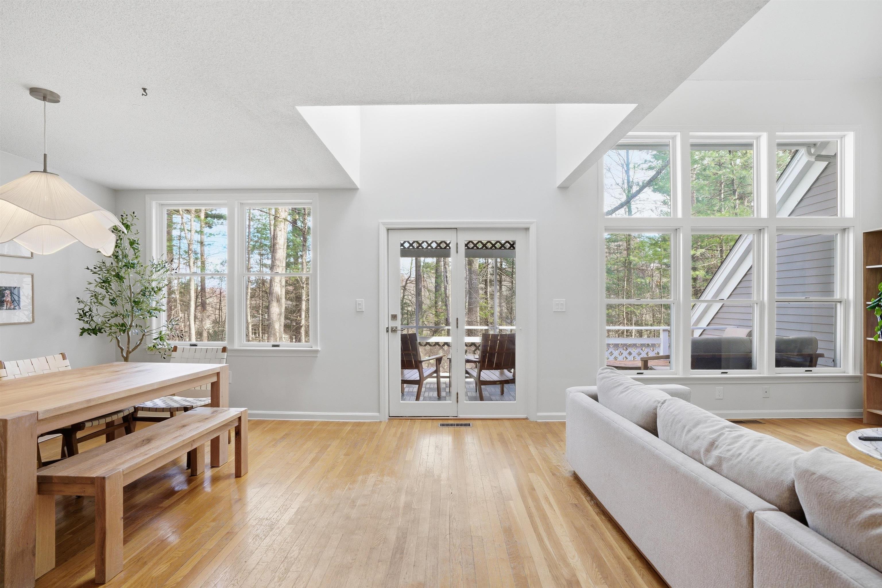 67 Cherry Hollow Road Nashua, NH 03062 - Photo 7 of 34