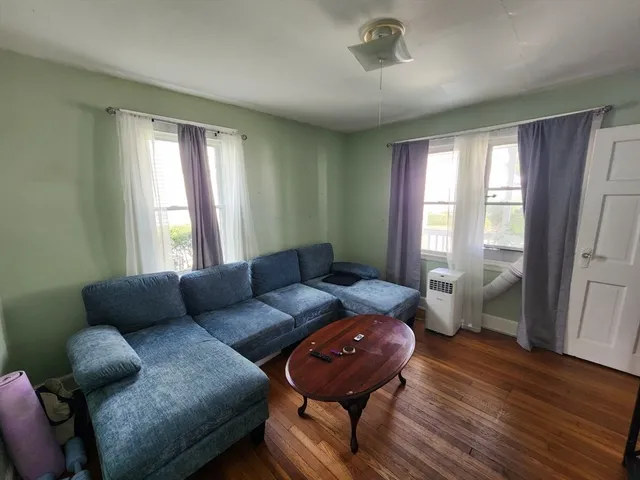 $2,200 | 5-7 Whiton Avenue, Unit 1, Quincy, MA 02169