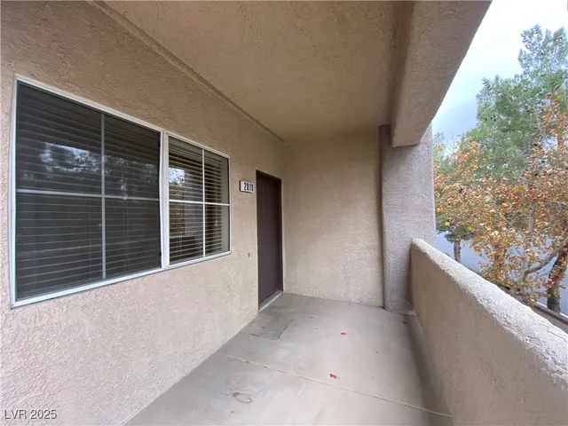$1,595 | 5250 South Rainbow Boulevard, Unit 2010, Las Vegas, NV 89118