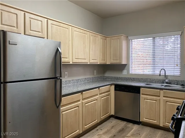 $1,595 | 5250 South Rainbow Boulevard, Unit 2010, Las Vegas, NV 89118