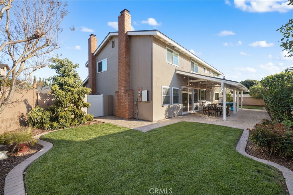 1719 Pecos River Placentia, CA 92870 - Photo 10 of 33 Landscaped and hardscaped backyard