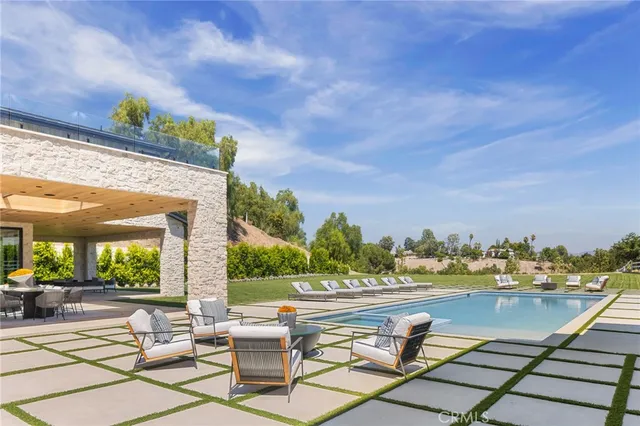 $39,995,000 | 24255 Bridle Trail Road, Hidden Hills, CA 91302