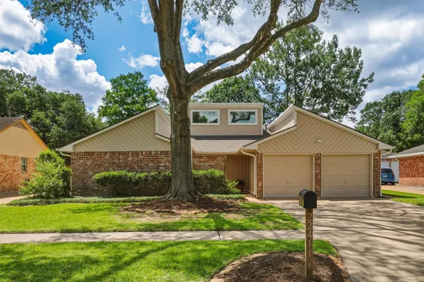 $2,100 | 22411 Waynoka Road, Katy, TX 77450