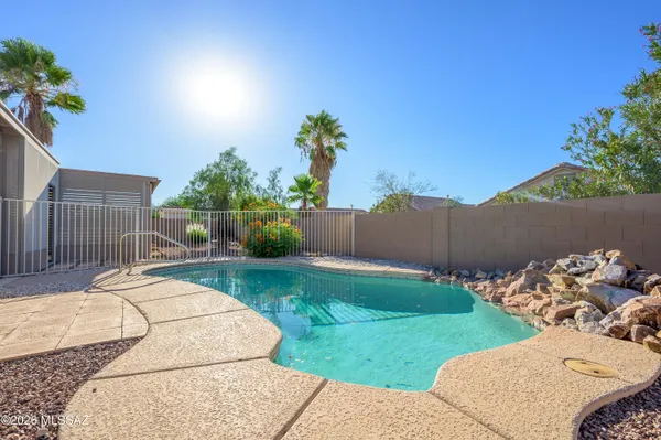 $382,500 | 8859 East Maxwell Drive, Tucson, AZ 85747