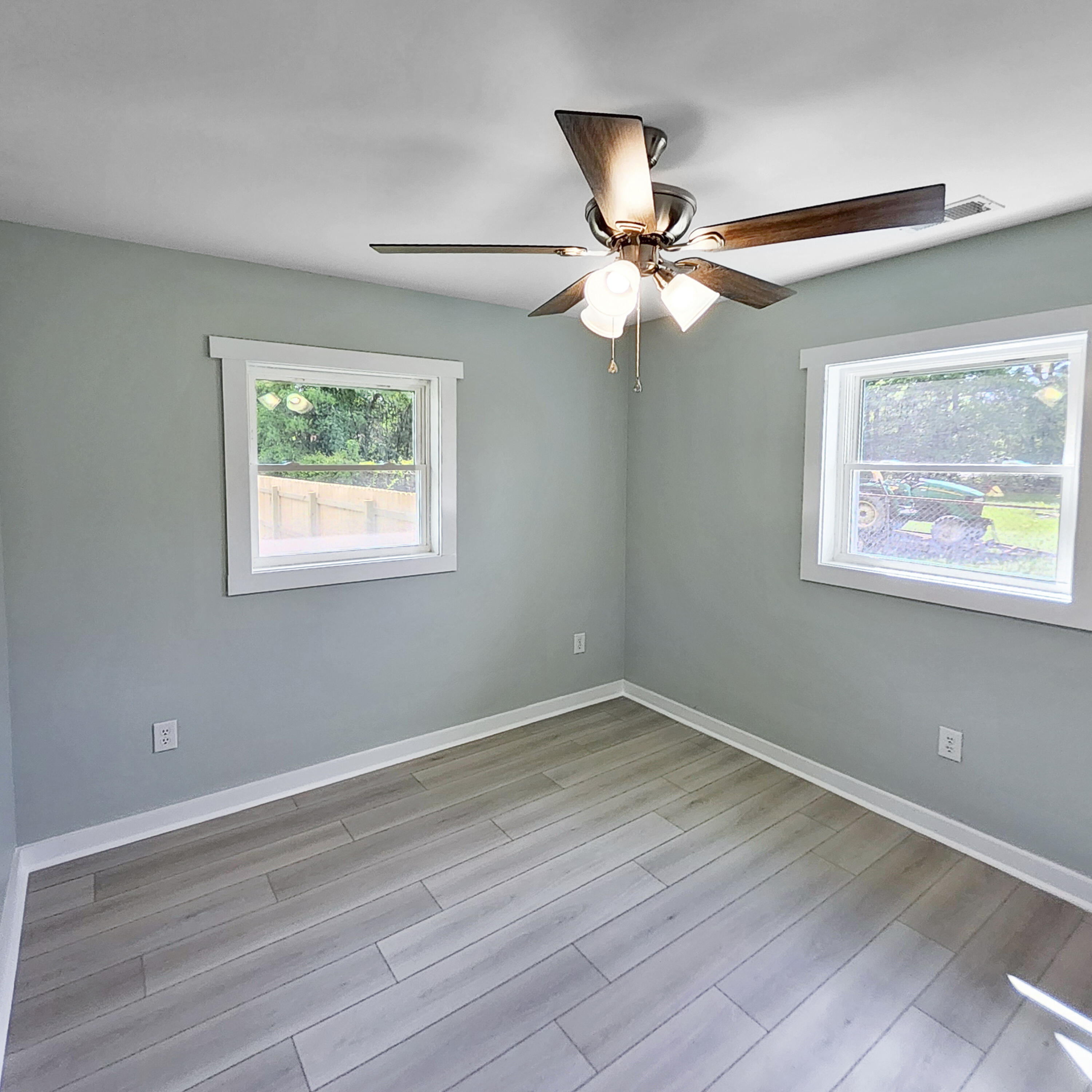 202 East Huggins Street Manning, SC 29102 - Photo 17 of 21