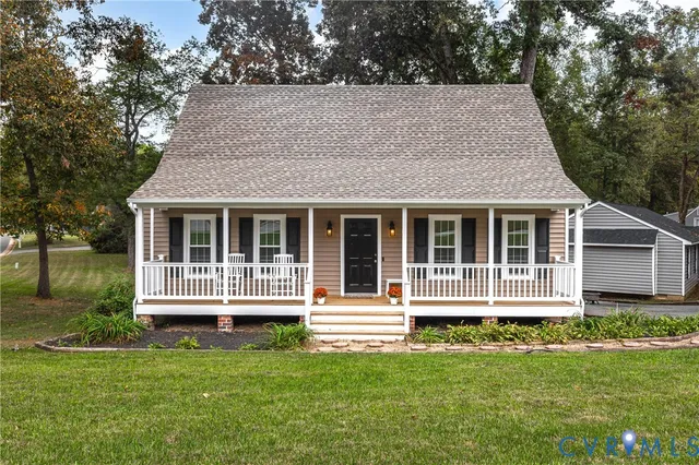 a house with a garden view