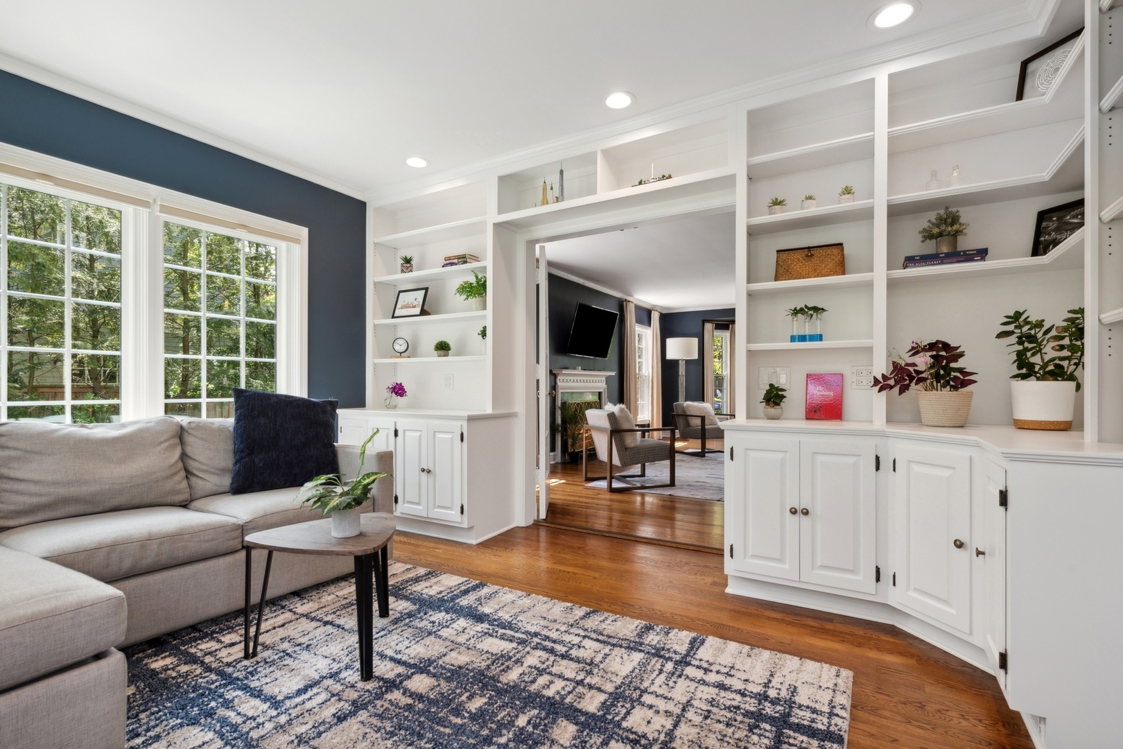 609 Cedar Street Winnetka, IL 60093 - Photo 11 of 36