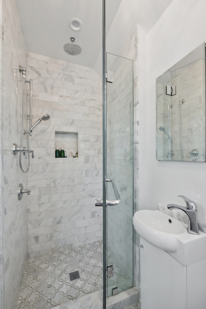 609 Cedar Street Winnetka, IL 60093 - Photo 25 of 36