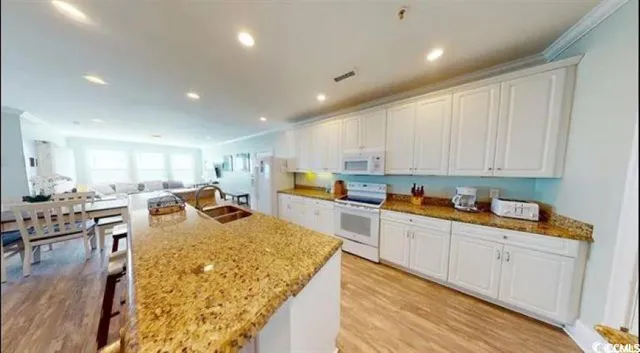 $1,900,000 | 5300 North Ocean Boulevard, North Myrtle Beach, SC 29582