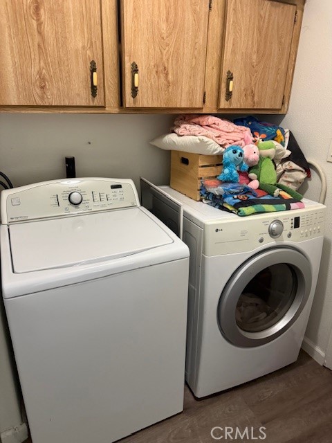 24260 Minton Road Homeland, CA 92548 - Photo 17 of 23 a utility room with dryer and washer