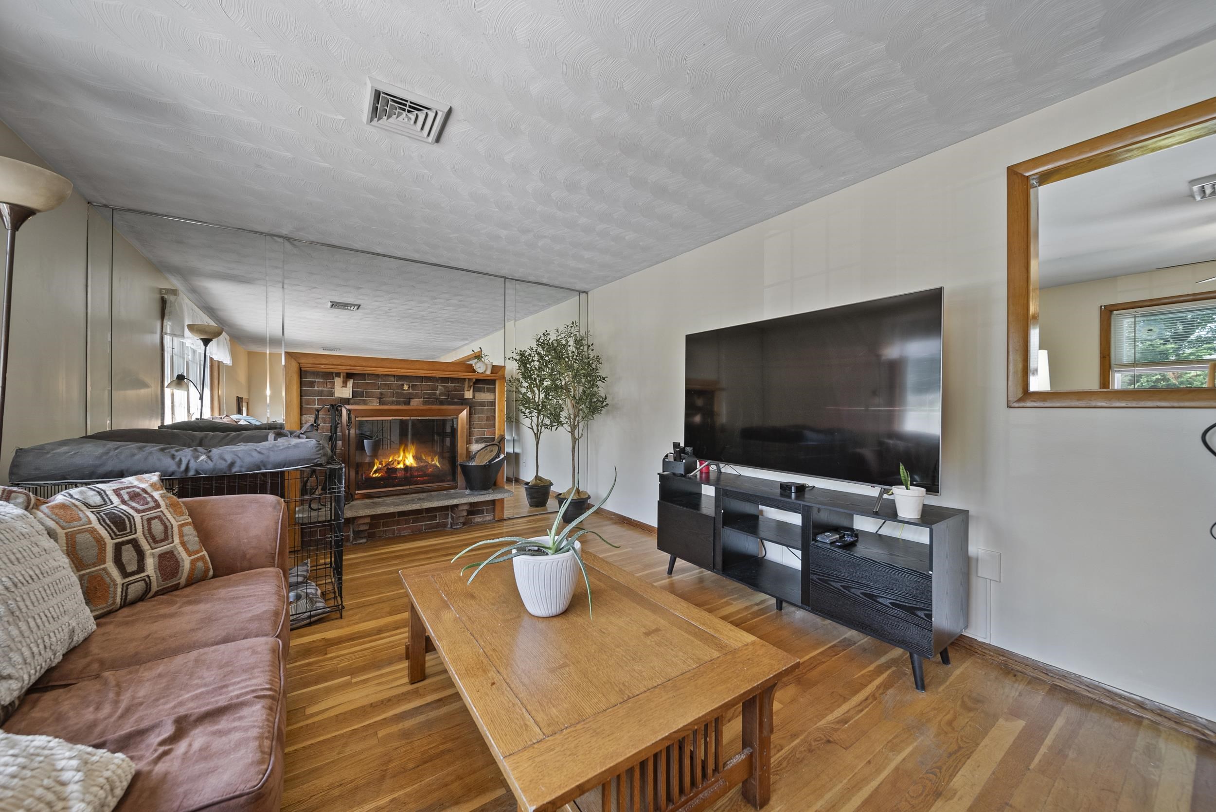 148 Dave Street Manchester, NH 03104 - Photo 24 of 46