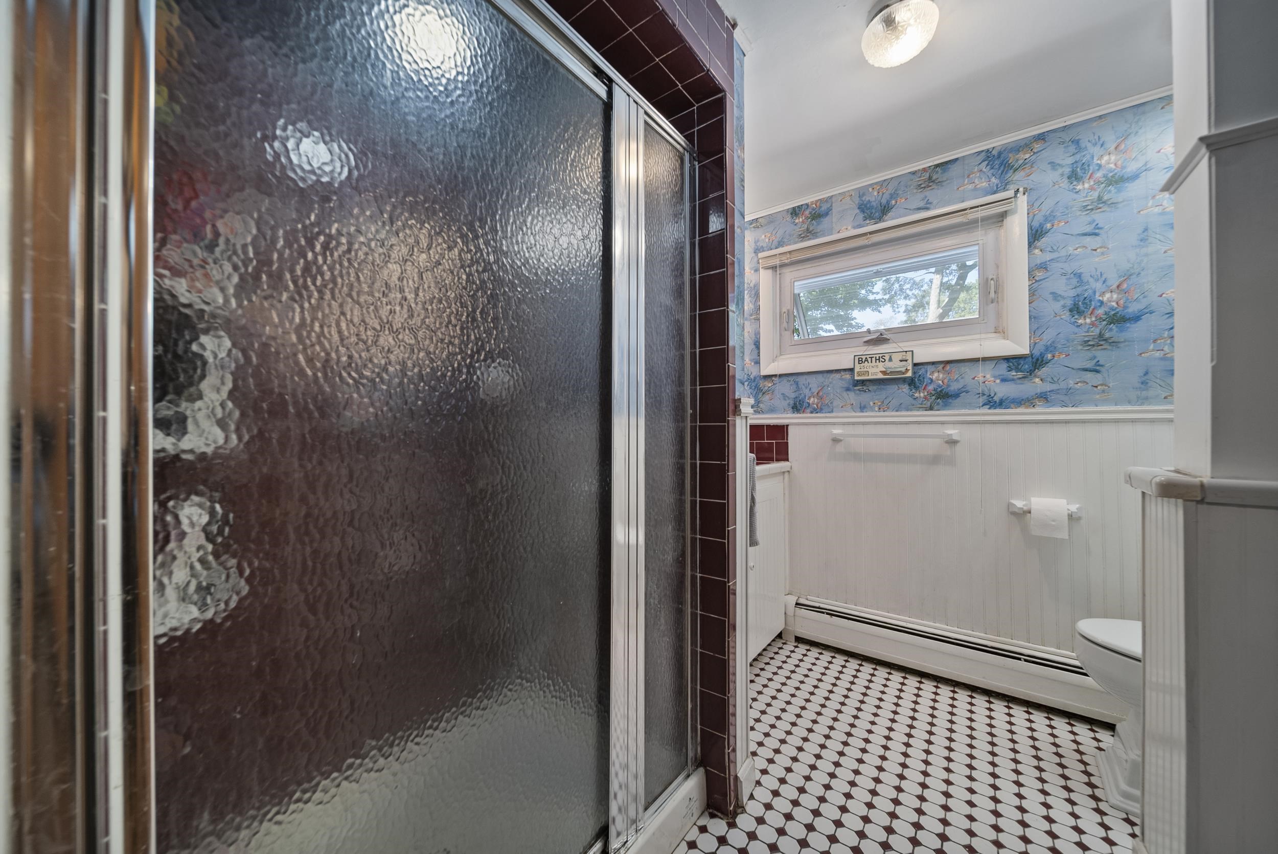 148 Dave Street Manchester, NH 03104 - Photo 26 of 46