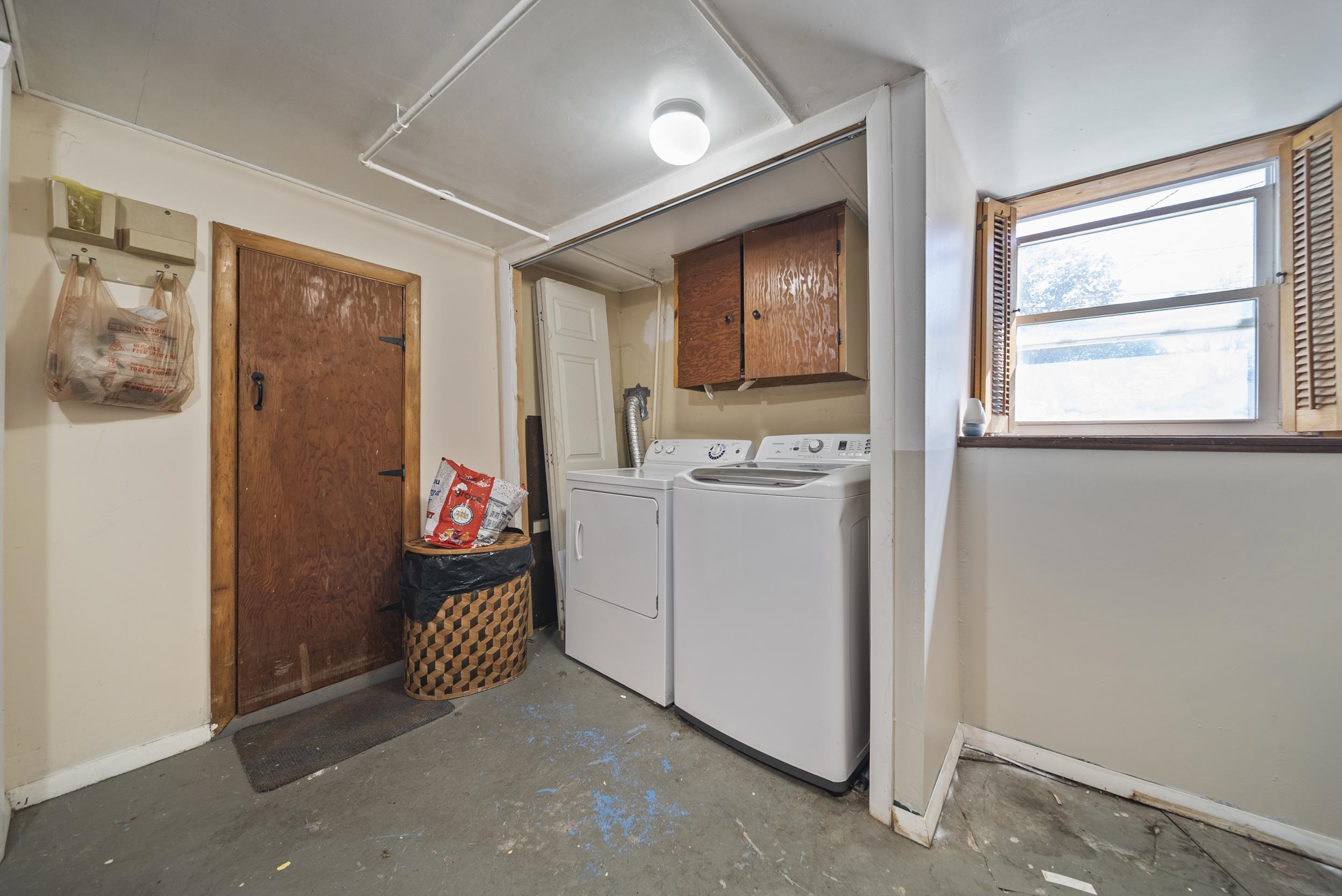 148 Dave Street Manchester, NH 03104 - Photo 39 of 46