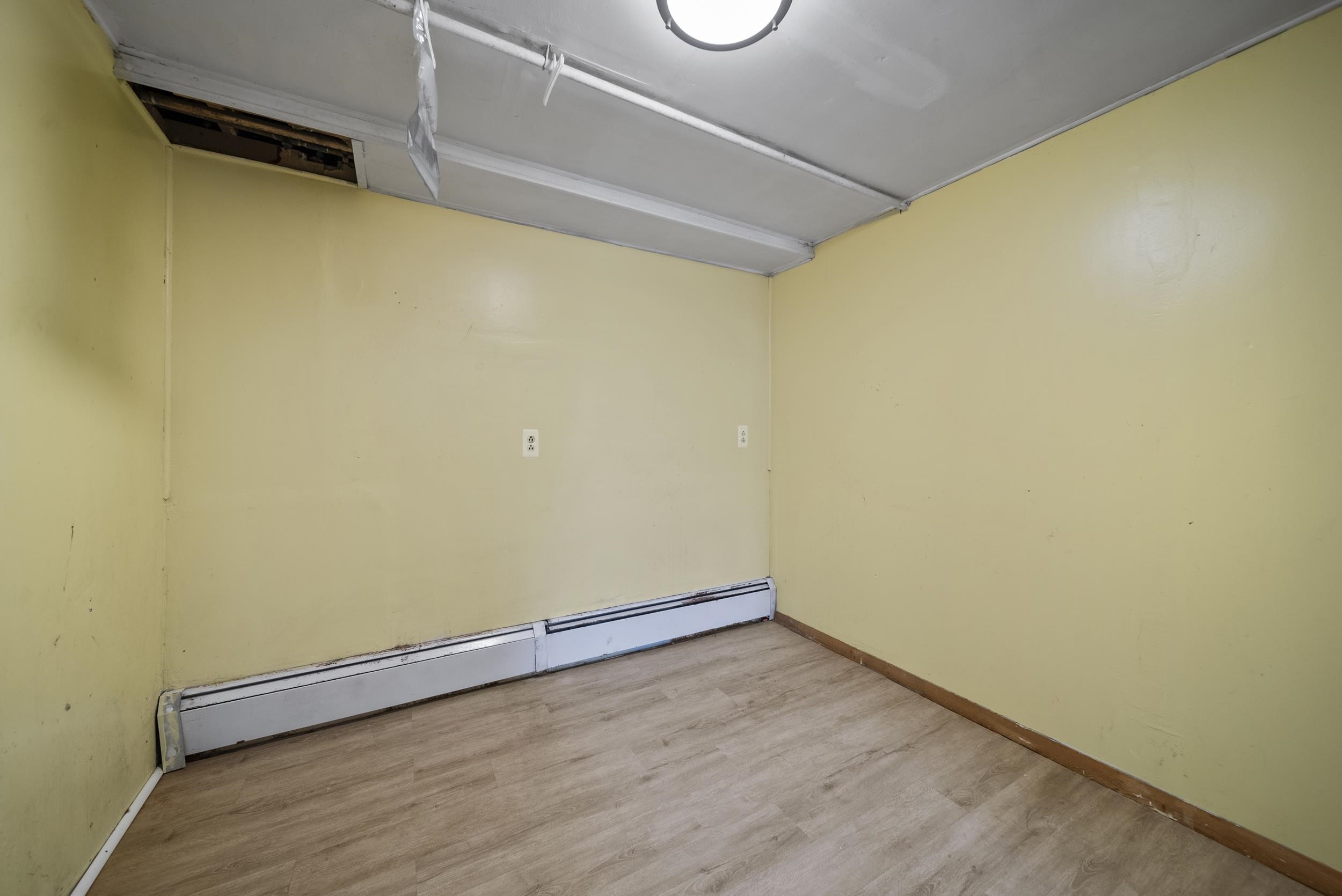 148 Dave Street Manchester, NH 03104 - Photo 40 of 46