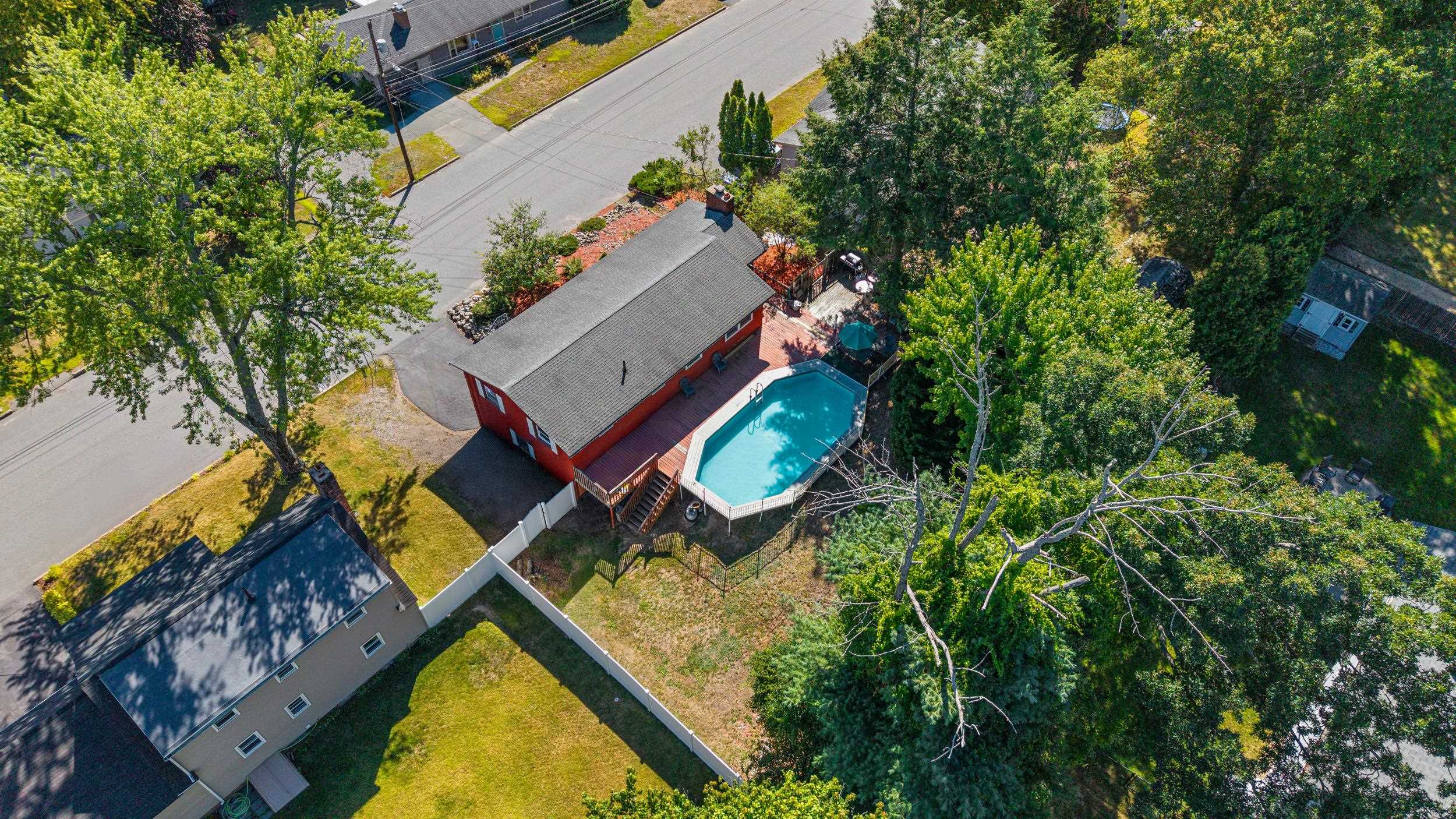 148 Dave Street Manchester, NH 03104 - Photo 9 of 46