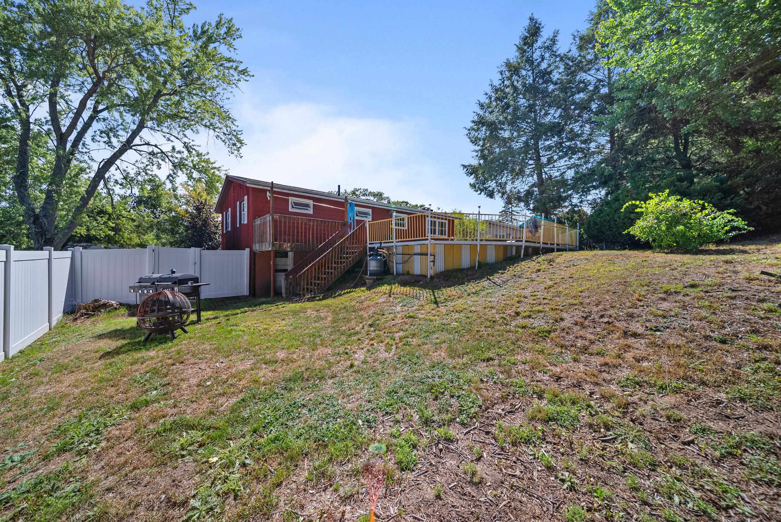 148 Dave Street Manchester, NH 03104 - Photo 10 of 46